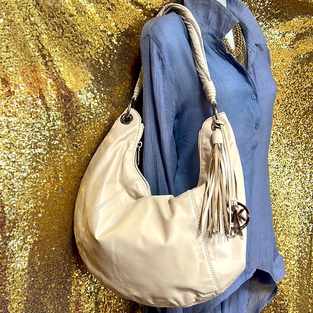 Michael Kors  hobo hand bag